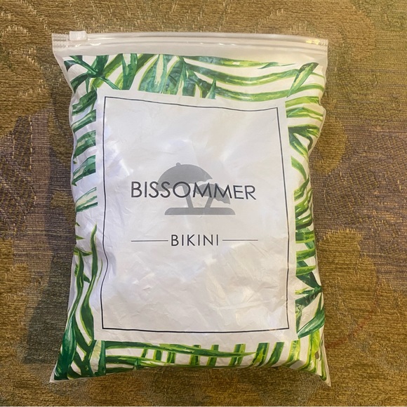 Bissommer Camo Pattern Triangle String Bikini - Picture 7 of 7